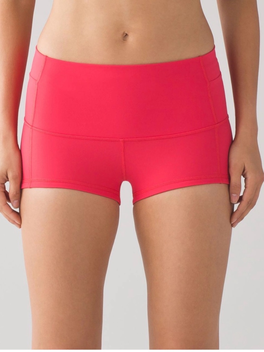 Lululemon Wunder Short 2"
Lush Coral Size 8